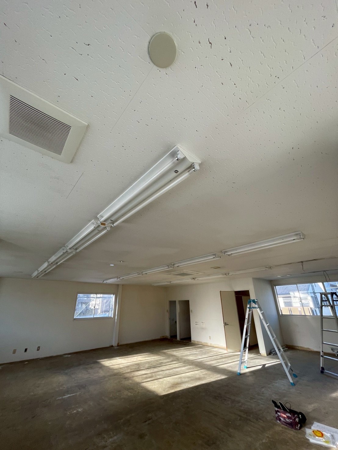 香川県　照明撤去工事