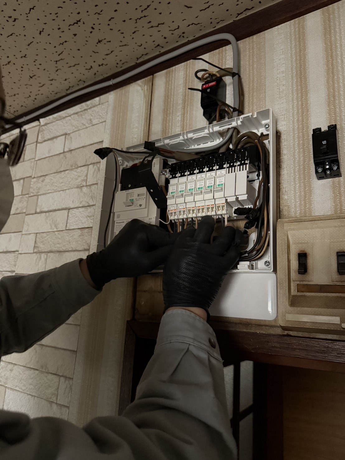 岡山県倉敷市　分電盤交換作業