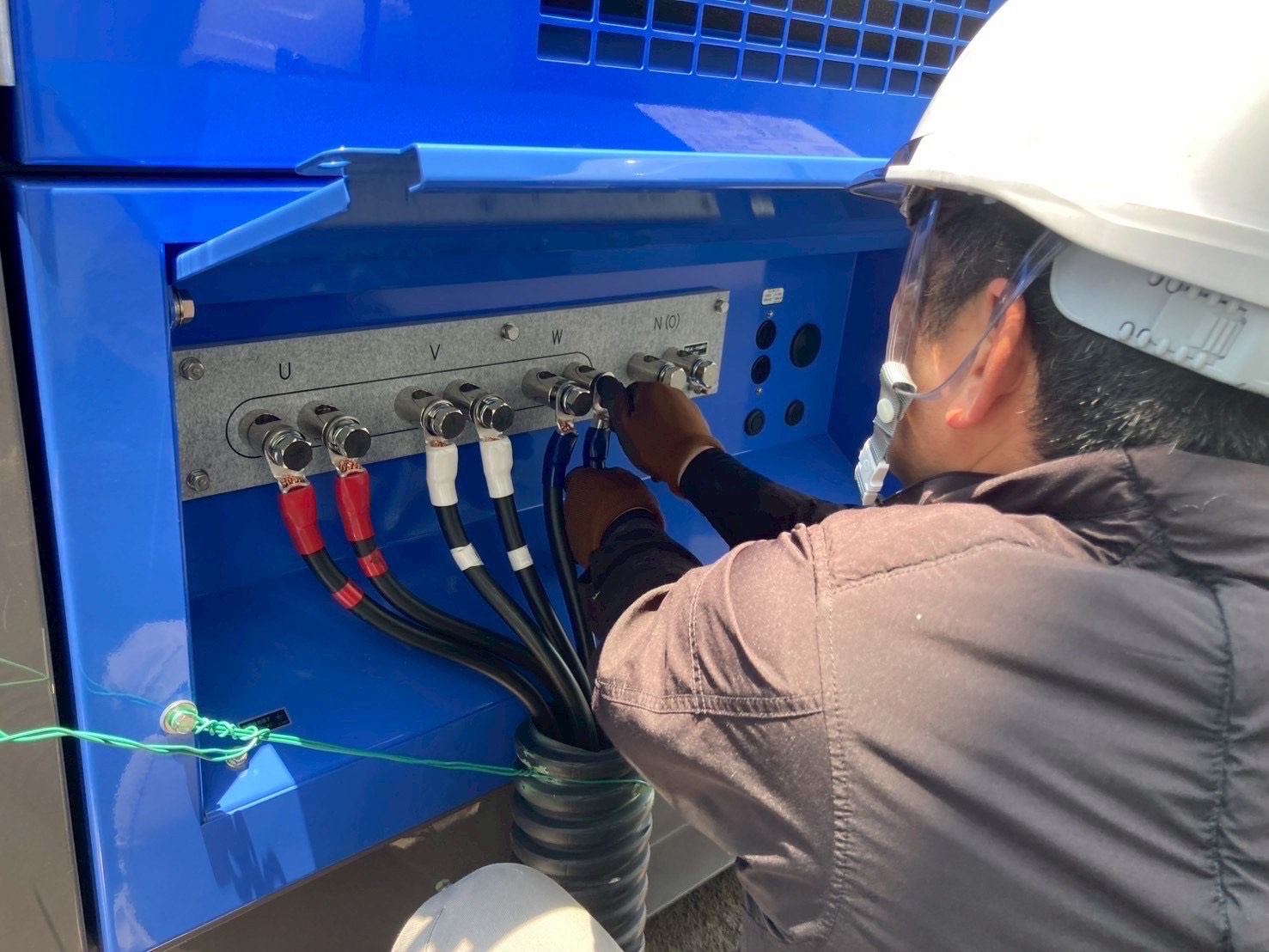 鹿児島県　発電機据付工事